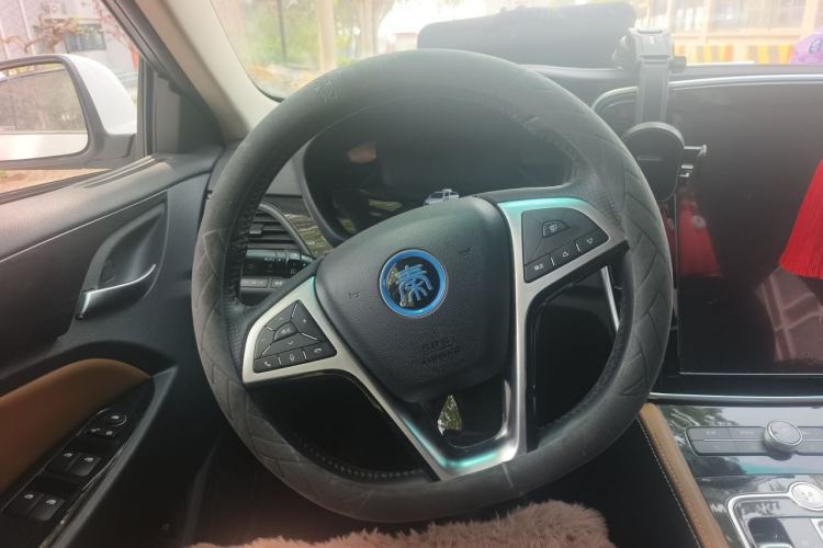 Used BYD Qin New Energy 2018 Qin EV450 Smart Connect Prestige Model Steering Wheel