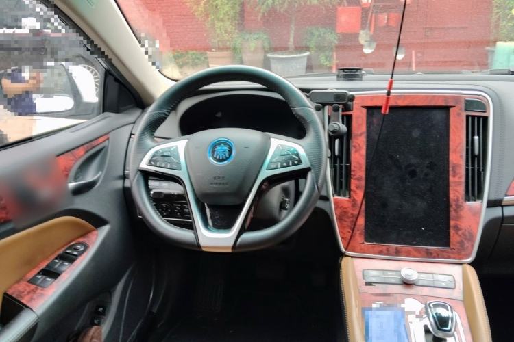 Used BYD Qin New Energy 2018 Qin EV450 Smart Connect Prestige Model Steering Wheel