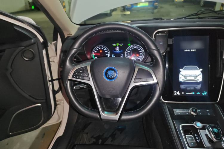 Used BYD Qin New Energy 2018 1.5T Smart Connect Elite Model Steering Wheel