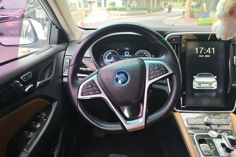 Used BYD Qin New Energy 2018 Qin EV450 Smart Connect Prestige Model Steering Wheel
