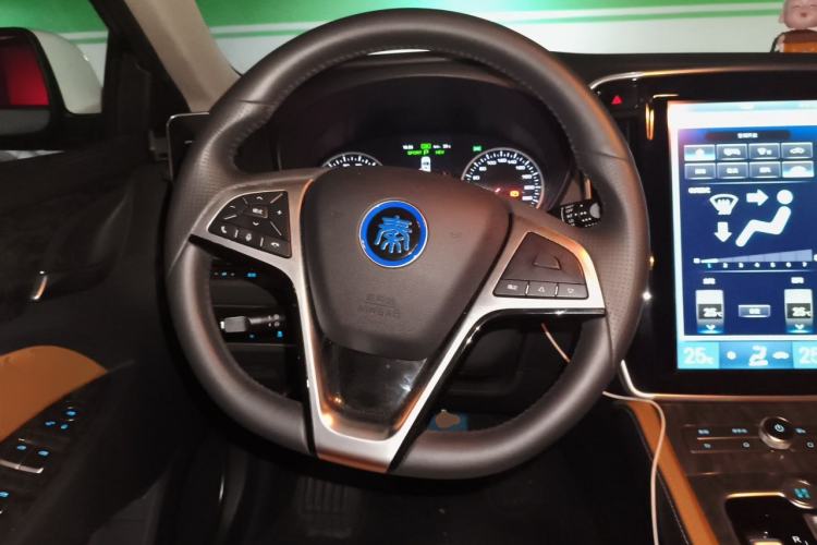 Used BYD Qin New Energy 2018 1.5T Smart Connect Premium Model Steering Wheel