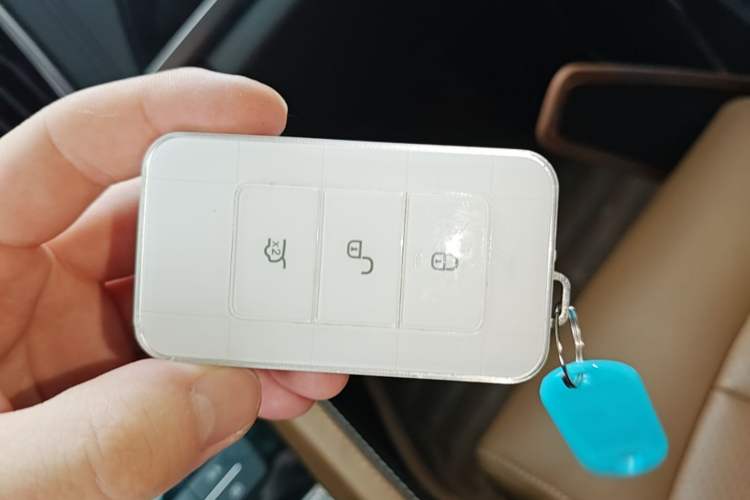 Used BYD Qin New Energy 2018 Qin EV450 Smart Connect Prestige Model Vehicle Key