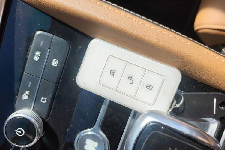 Used BYD Qin New Energy 2018 Qin EV450 Smart Connect Prestige Model Vehicle Key