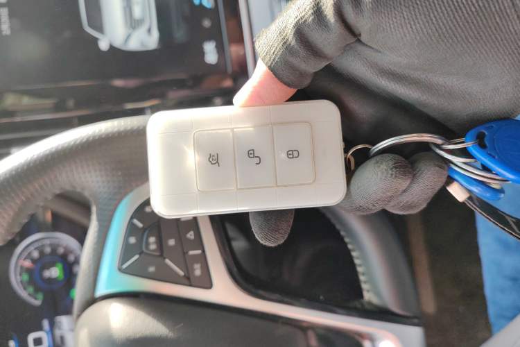Used BYD Qin New Energy 2018 Qin EV450 Smart Connect Prestige Model Vehicle Key