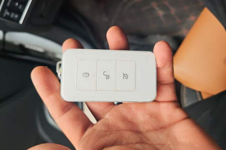 Used BYD Qin New Energy 2018 Qin EV450 Smart Connect Prestige Model Vehicle Key