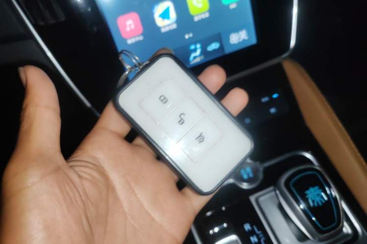 Used BYD Qin New Energy 2018 1.5T Smart Connect Premium Model Vehicle Key
