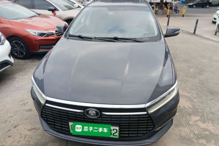 Used BYD Qin New Energy 2019 High-Range Deluxe Model Exterior 4