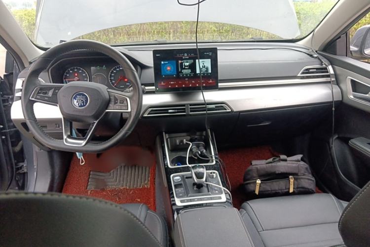 Used BYD Qin New Energy 2019 High-Range Deluxe Model Interior 1