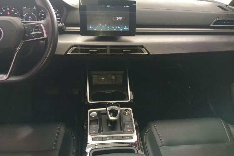 Used BYD Qin New Energy 2019 High-Range Luxury Model Audio And AC Panel