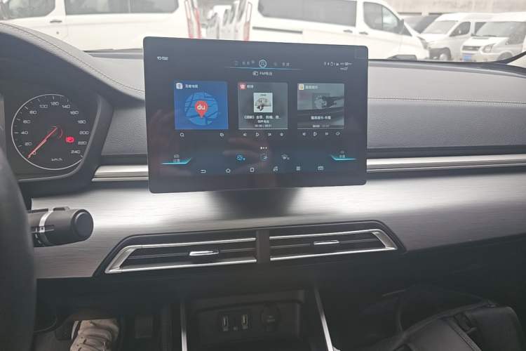 Used BYD Qin New Energy 2019 High-Range Deluxe Model Audio And AC Panel