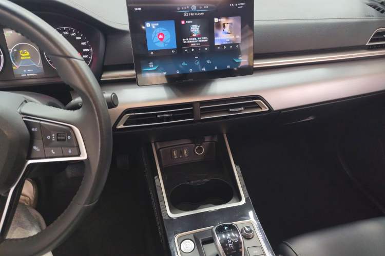 Used BYD Qin New Energy 2019 High-Range Deluxe Model Audio And AC Panel
