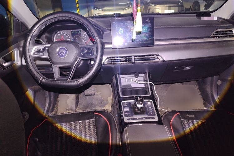 Used BYD Qin New Energy 2019 High-Range Deluxe Model Center Console