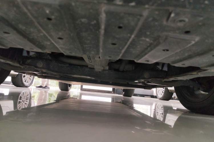 Used BYD Qin New Energy 2019 High-Range Deluxe Model Chassis Front