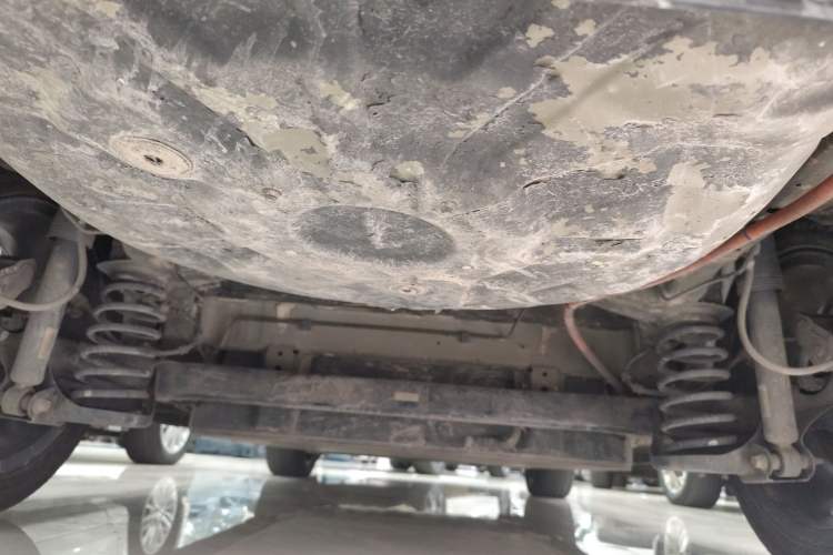 Used BYD Qin New Energy 2019 High-Range Deluxe Model Chassis Rear