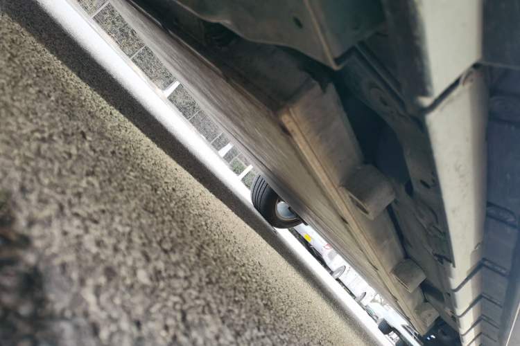 Used BYD Qin New Energy 2019 High-Range Deluxe Model Chassis Rear Right