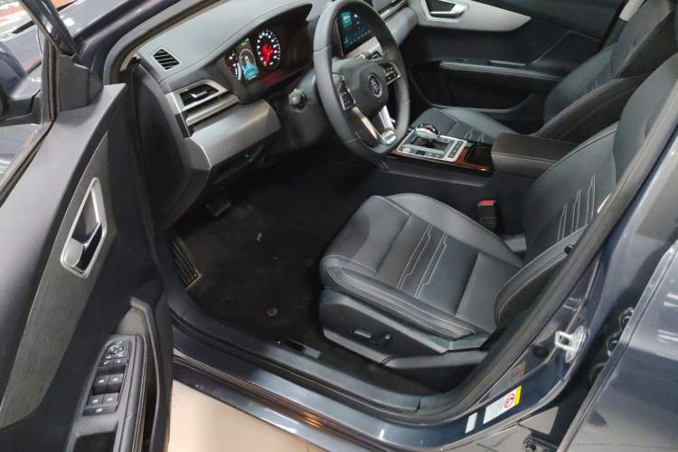 Used BYD Qin New Energy 2019 High-Range Deluxe Model Driver Seat