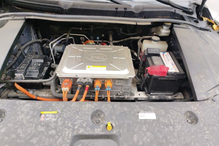Used BYD Qin New Energy 2019 High-Range Luxury Model Engine Bay