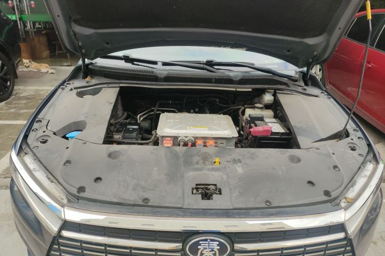 Used BYD Qin New Energy 2019 High-Range Luxury Model Engine Bay