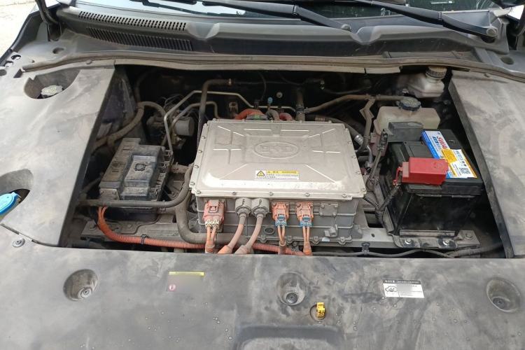 Used BYD Qin New Energy 2019 High-Range Luxury Model Engine Bay
