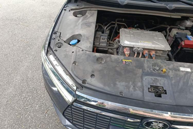 Used BYD Qin New Energy 2019 High-Range Luxury Model Engine Bay Right