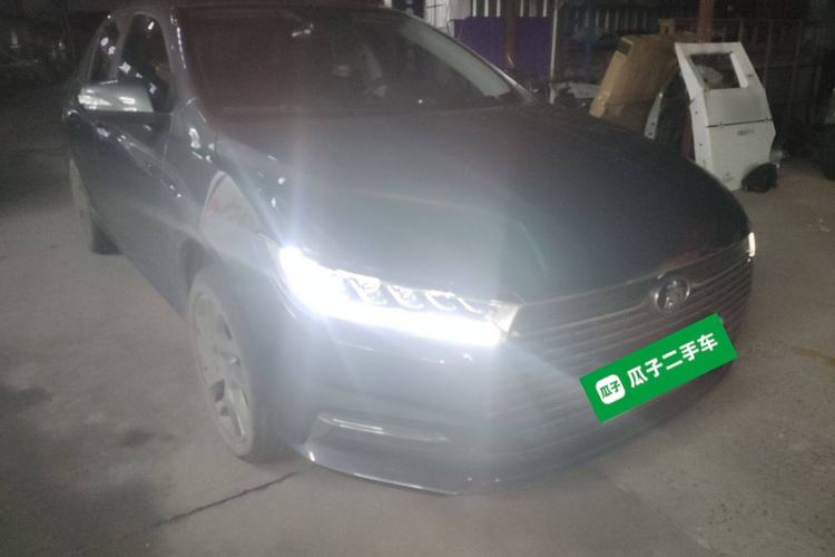 Used BYD Qin New Energy 2019 High-Range Luxury Model Exterior 2