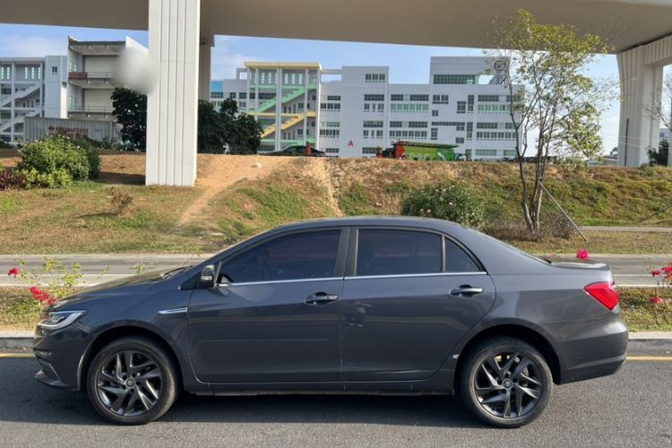 Used BYD Qin New Energy 2019 High-Range Luxury Model Exterior 2