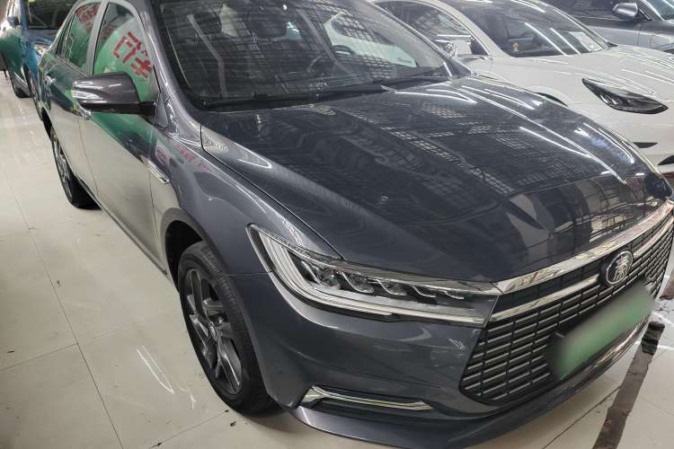 Used BYD Qin New Energy 2019 High-Range Luxury Model Exterior 2