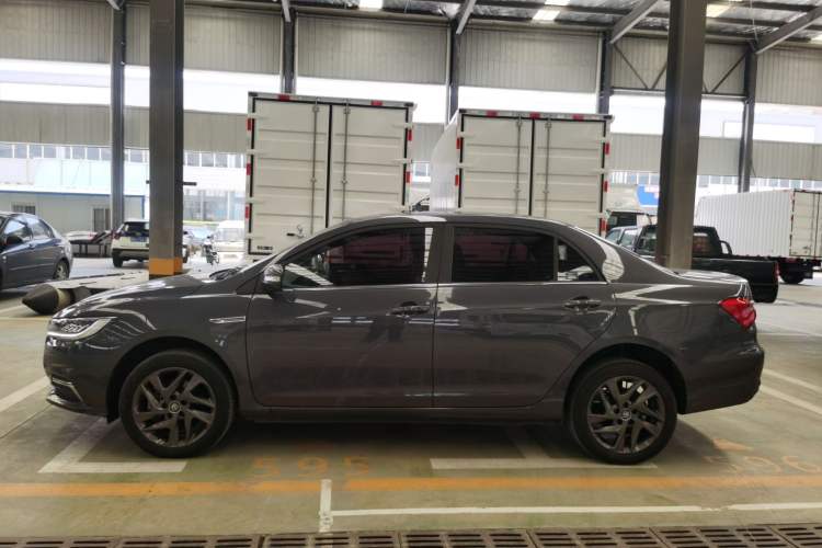 Used BYD Qin New Energy 2019 High-Range Deluxe Model Exterior 3