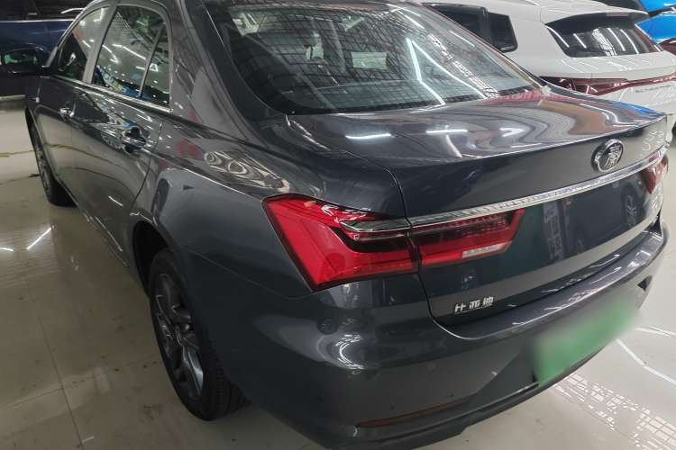 Used BYD Qin New Energy 2019 High-Range Luxury Model Exterior 3