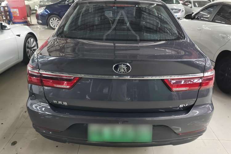 Used BYD Qin New Energy 2019 High-Range Luxury Model Exterior 4