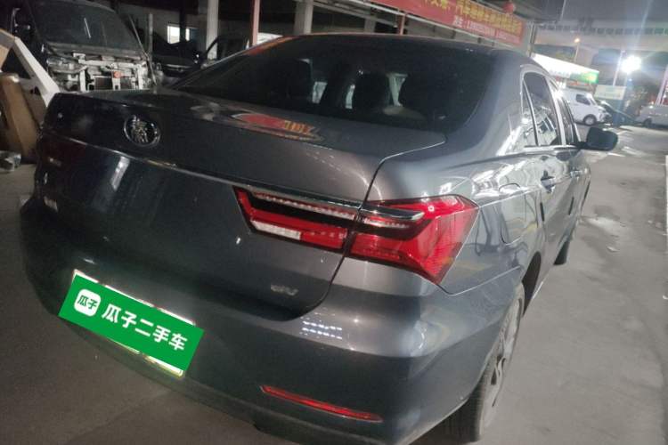 Used BYD Qin New Energy 2019 High-Range Luxury Model Exterior 5