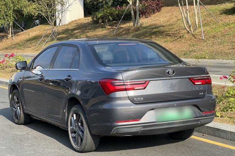 Used BYD Qin New Energy 2019 High-Range Luxury Model Exterior 6