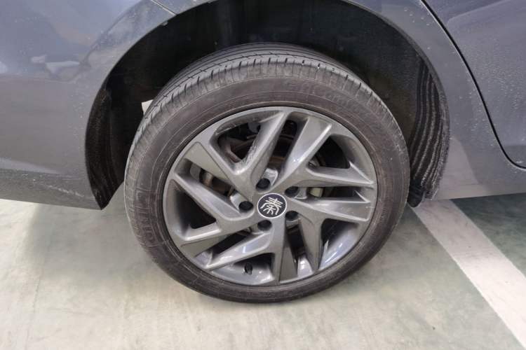 Used BYD Qin New Energy 2019 High-Range Deluxe Model Exterior 8