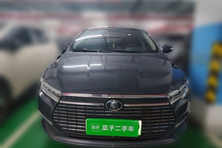 Used BYD Qin New Energy 2019 High-Range Deluxe Model Front