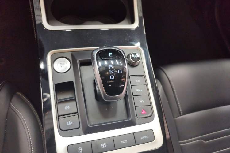 Used BYD Qin New Energy 2019 High-Range Deluxe Model Gear Lever