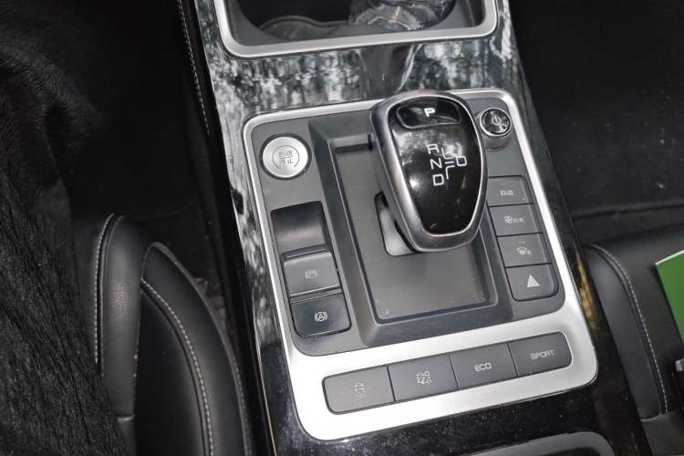 Used BYD Qin New Energy 2019 High-Range Luxury Model Gear Lever