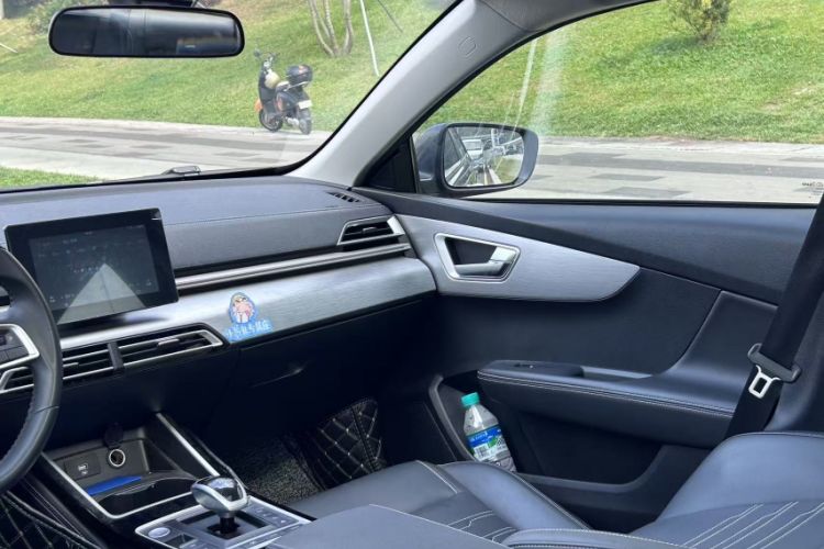 Used BYD Qin New Energy 2019 High-Range Luxury Model Interior 2
