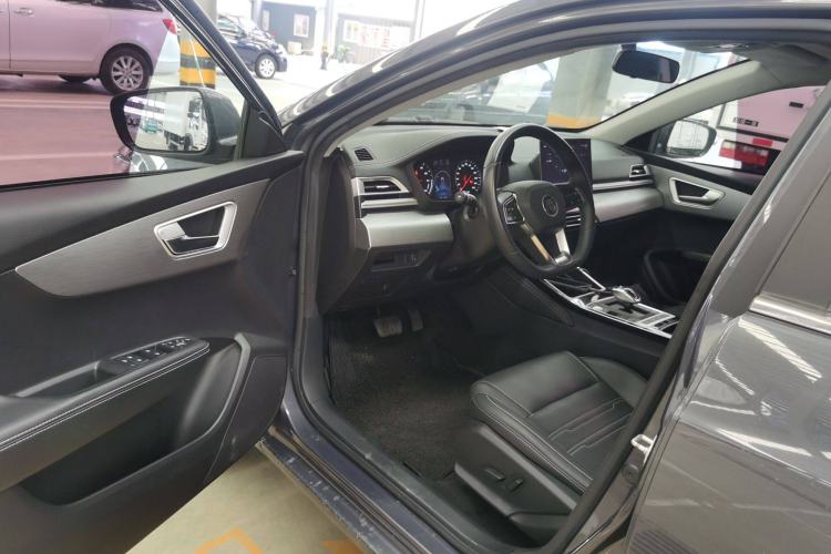 Used BYD Qin New Energy 2019 High-Range Deluxe Model Interior 3