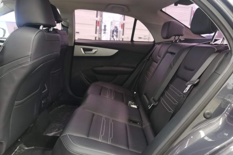 Used BYD Qin New Energy 2019 High-Range Deluxe Model Interior 4
