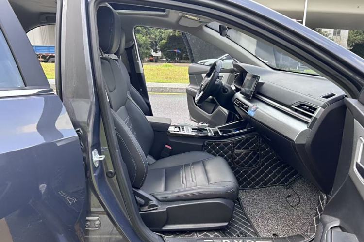 Used BYD Qin New Energy 2019 High-Range Luxury Model Interior 6