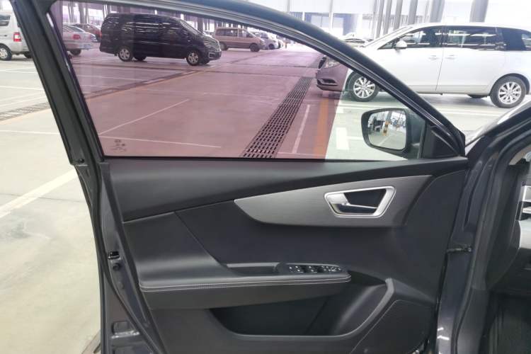 Used BYD Qin New Energy 2019 High-Range Deluxe Model Interior 7
