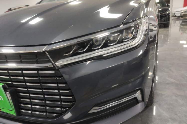 Used BYD Qin New Energy 2019 High-Range Deluxe Model Left Front Headlight