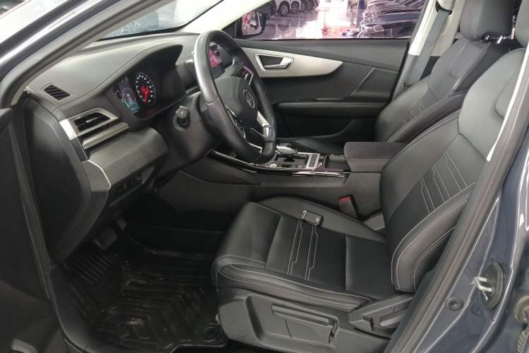 Used BYD Qin New Energy 2019 High-Range Luxury Model Left Front Seat
