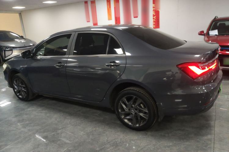 Used BYD Qin New Energy 2019 High-Range Deluxe Model Left Side