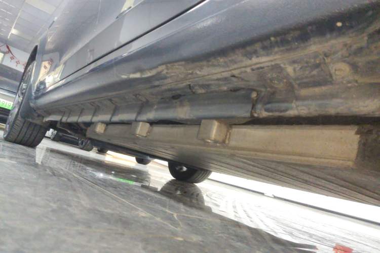 Used BYD Qin New Energy 2019 High-Range Deluxe Model Left Side Sill