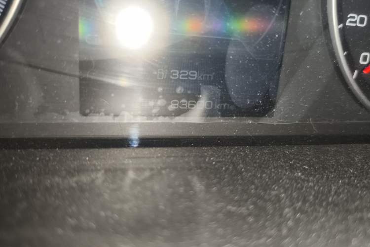 Used BYD Qin New Energy 2019 High-Range Luxury Model Odometer Close Up
