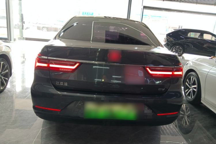 Used BYD Qin New Energy 2019 High-Range Luxury Model Rear