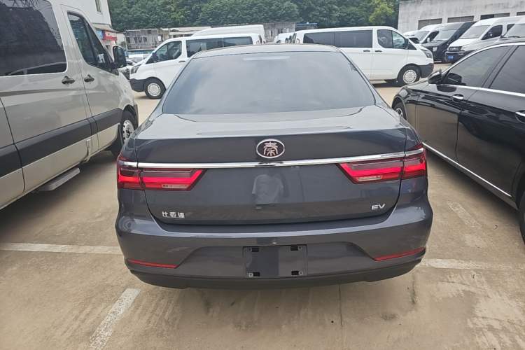 Used BYD Qin New Energy 2019 High-Range Deluxe Model Rear