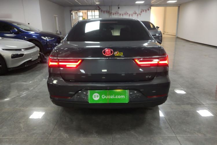 Used BYD Qin New Energy 2019 High-Range Deluxe Model Rear