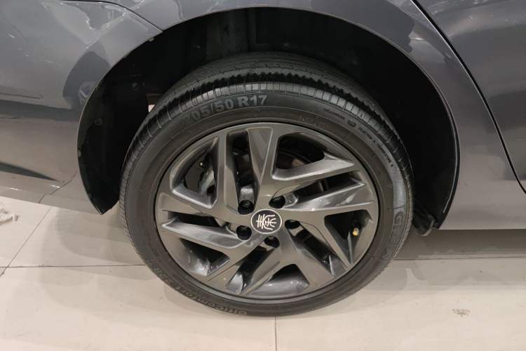 Used BYD Qin New Energy 2019 High-Range Luxury Model Right Rear Wheel Hub